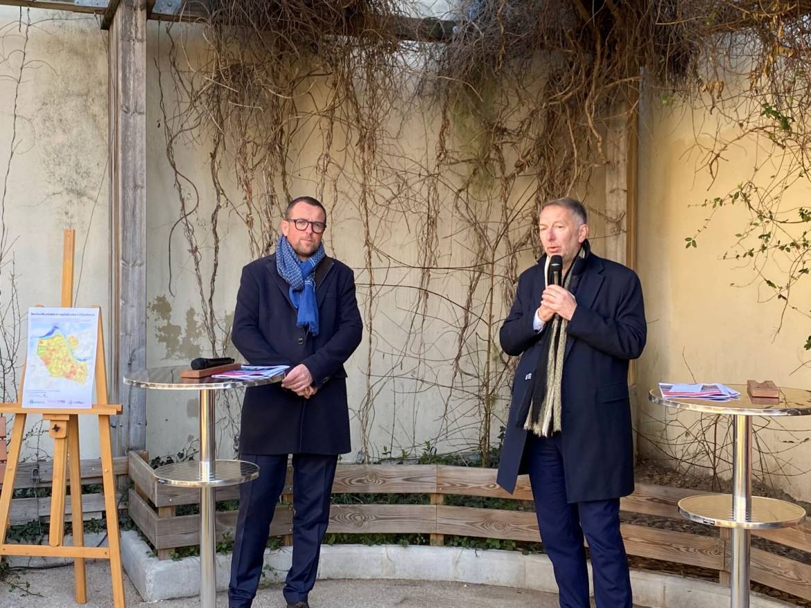 Cédric Van Styvendael, maire de Villeurbanne, et Bruno Bernard, président de la Métropole de Lyon.